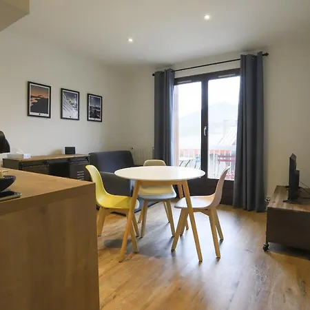 Apartment Le Fier Pied A Terre A